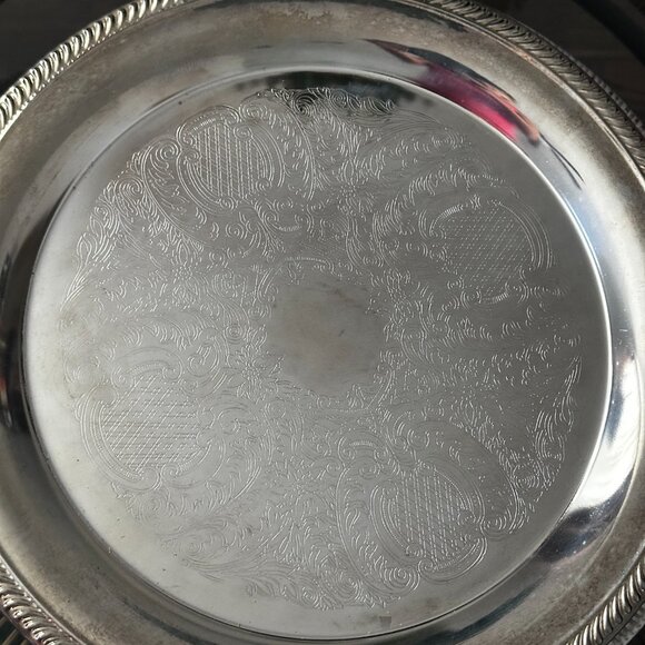 INTERNATIONAL SILVER Co. Ornate Silverplated 12" Round Serving Platter Set of 2 - Picture 5 of 5